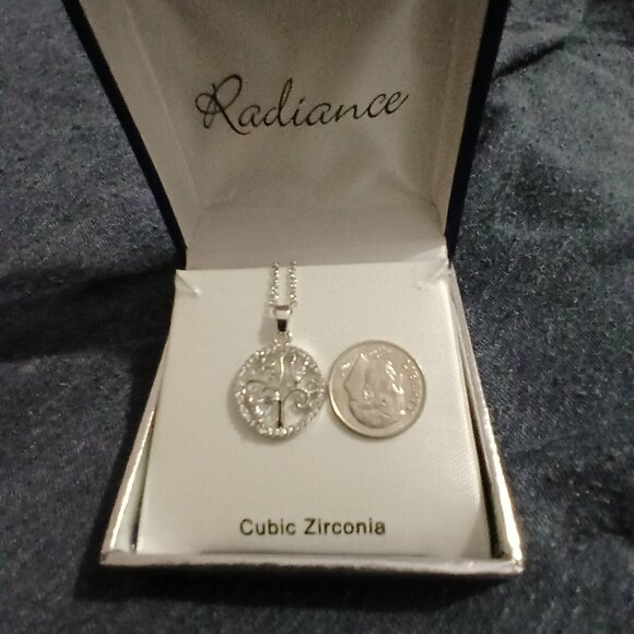 Radiance Tree of Life Pendant - Picture 2 of 2